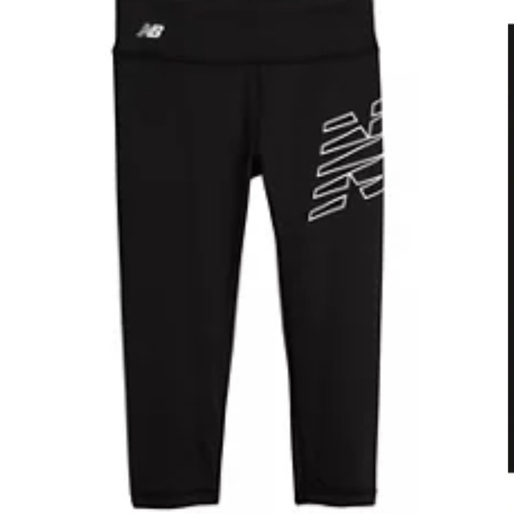 New Balance  NWT cropped leggings kids Small